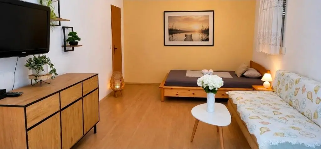 Apartment 1 · Gartenterrasse